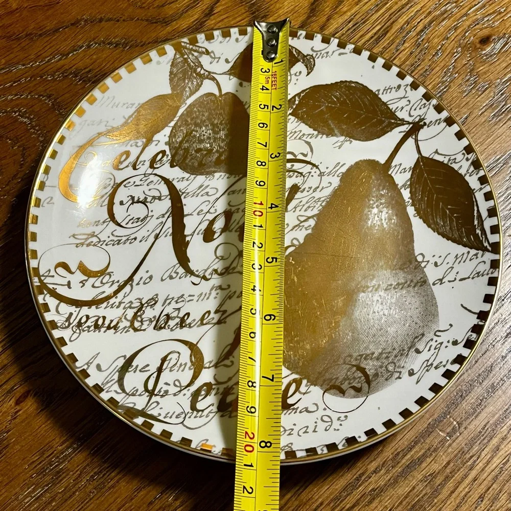 Elegant Gold and White Decorative Plate